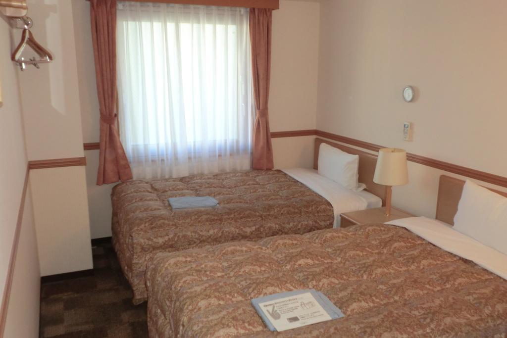 Toyoko Inn Hokkaido Sapporo-Eki Nishi-Guchi Hokudai Mae Luaran gambar