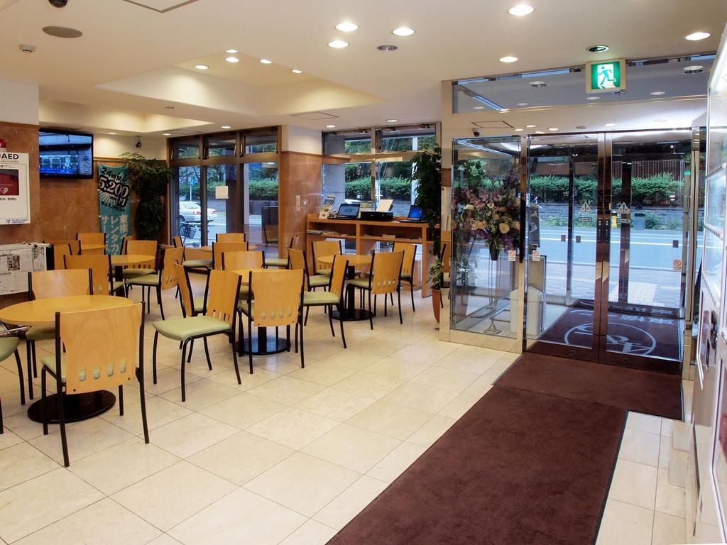 Toyoko Inn Hokkaido Sapporo-Eki Nishi-Guchi Hokudai Mae Luaran gambar