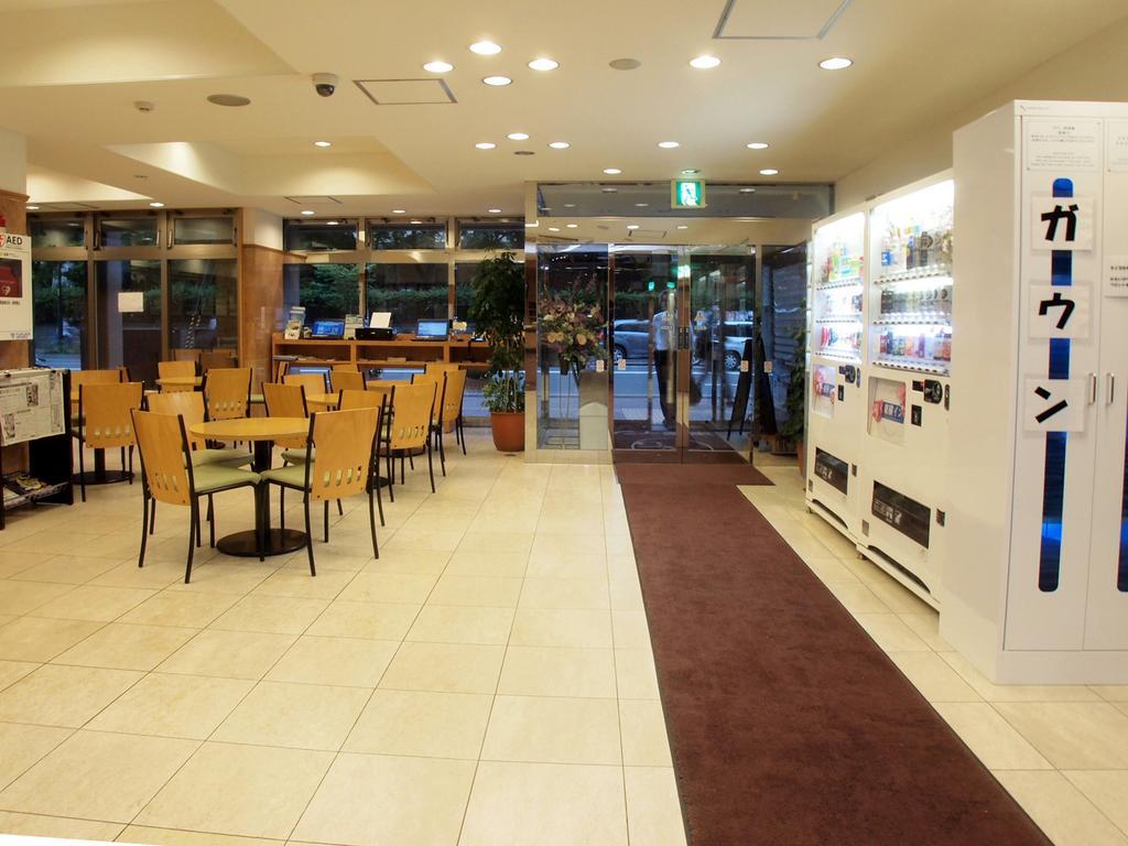Toyoko Inn Hokkaido Sapporo-Eki Nishi-Guchi Hokudai Mae Luaran gambar