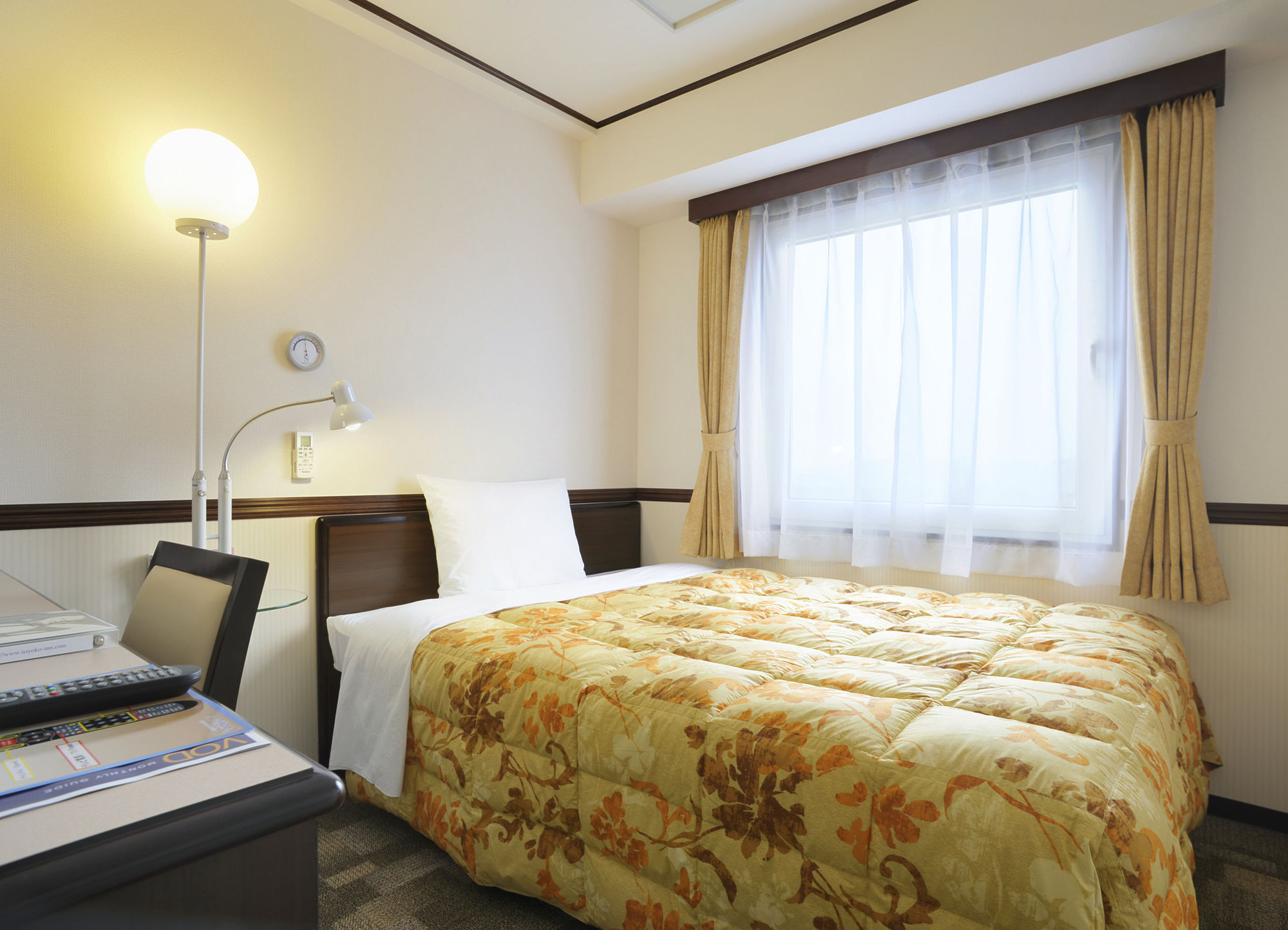 Toyoko Inn Hokkaido Sapporo-Eki Nishi-Guchi Hokudai Mae Luaran gambar