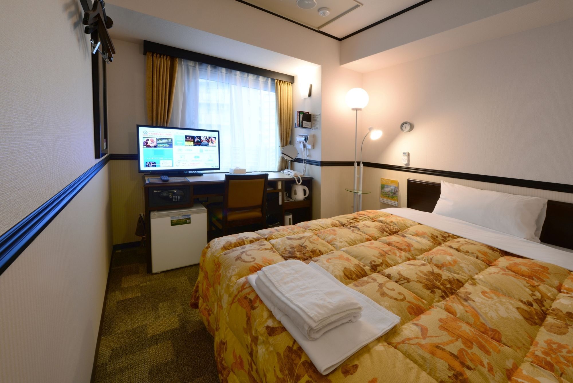 Toyoko Inn Hokkaido Sapporo-Eki Nishi-Guchi Hokudai Mae Luaran gambar