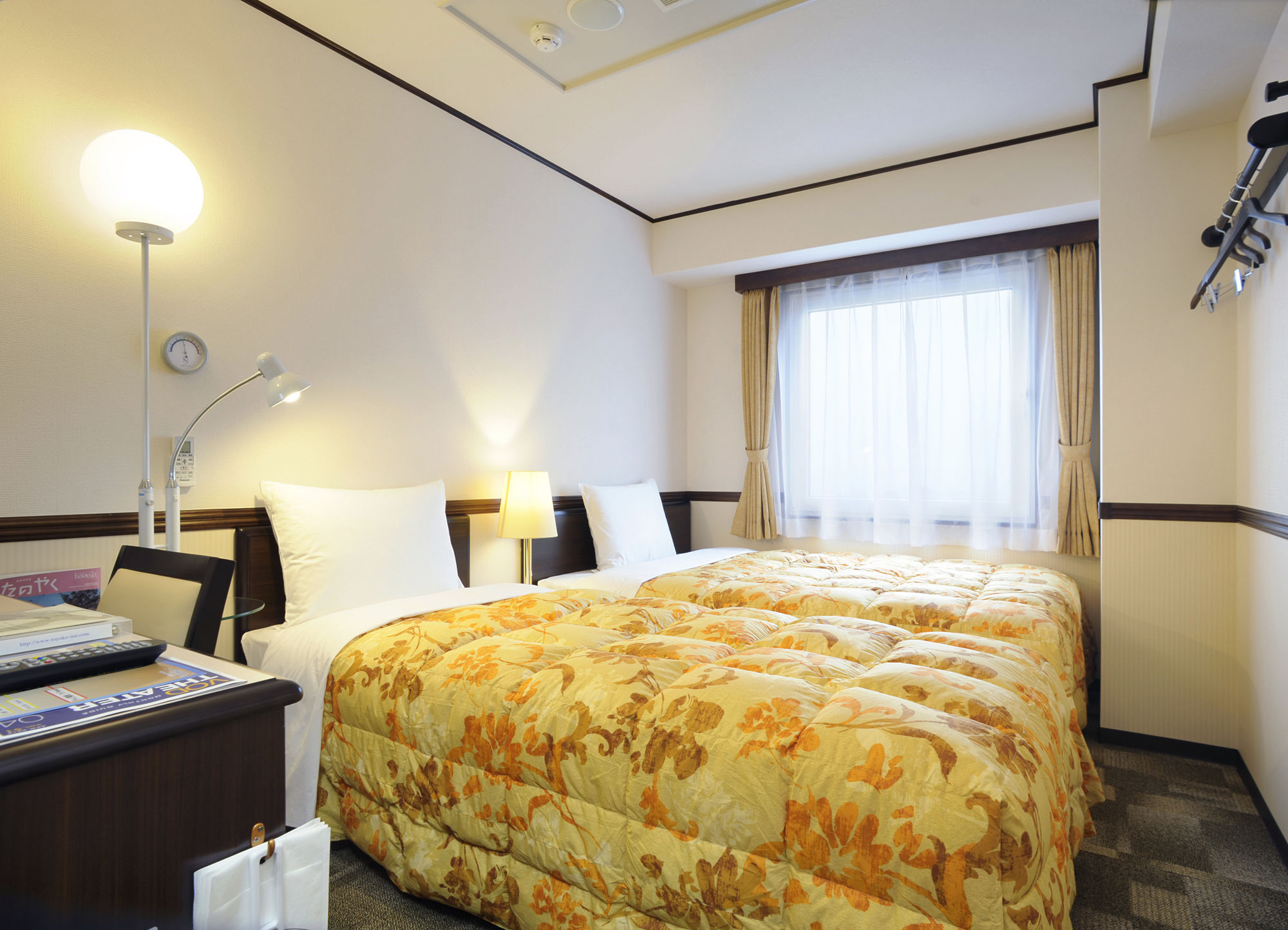 Toyoko Inn Hokkaido Sapporo-Eki Nishi-Guchi Hokudai Mae Luaran gambar